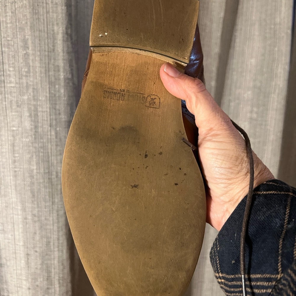 Stacy Adam's men's shoes wore a couple times 
Leather - Picture 4 of 6
